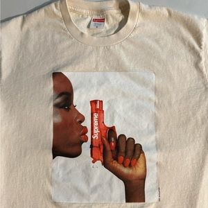 Supreme pistol tee medium